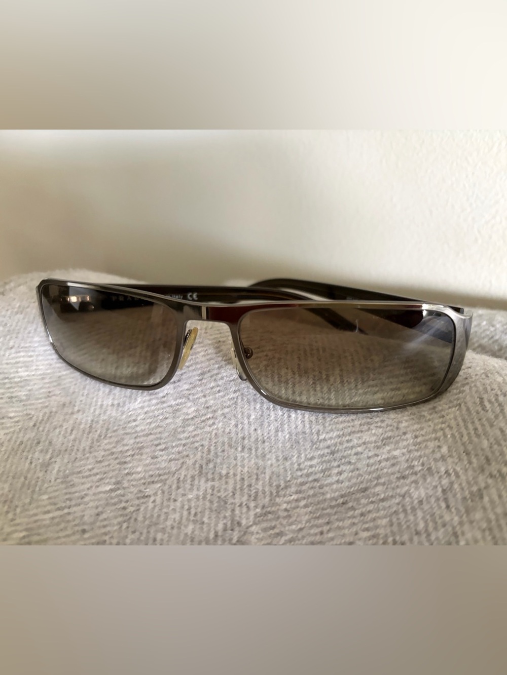 Prada Men’s Sunglasses SPR 52F - Picture 5 of 12